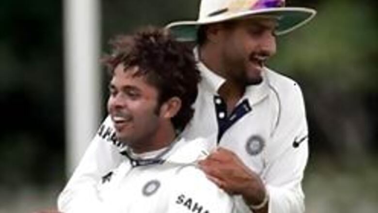 BCCI divided over punishing Harbhajan on slapgate