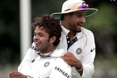 BCCI divided over punishing Harbhajan on slapgate