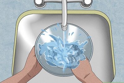 How to Use a Chocolate Fountain