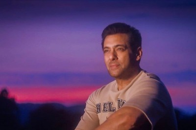 Salman Khan Enjoys A Serene Sunset, Sends Eid Wishes To Fans