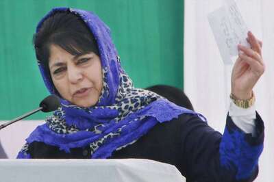 Mehbooba Mufti Vouches for 'Right to Cheer' Ahead of India-Pak Match, Twitter Debates Logic