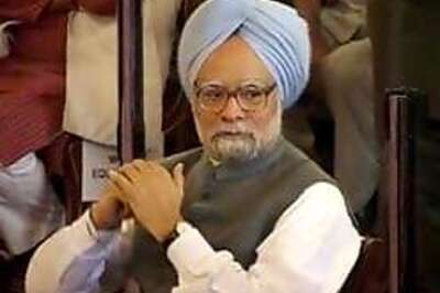 Don't link terror with religion: PM tells media, scholars