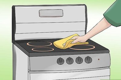How to Clean an Electric Stove Top