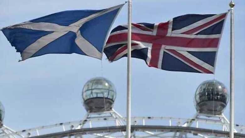 Nationalists march against 'biased' BBC Scotland vote coverage