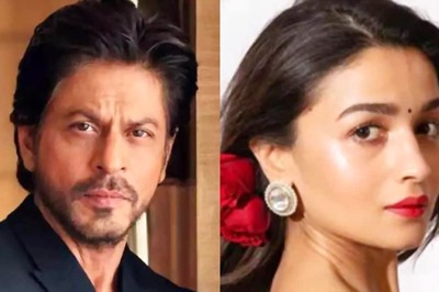 Shah Rukh Khan Says He Wants Alia Bhatt To Star Opposite Him In 'Chains, Handcuffs': 'She's So...' | Viral