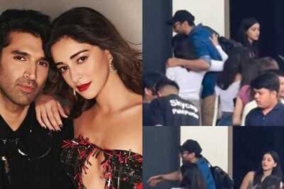 Aditya Roy Kapur Hugs Shraddha Kapoor As He Accompanies Ananya to Jamnagar, Video Goes Viral; Watch