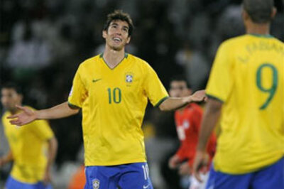 Late Kaka penalty secures Brazil win over Egypt