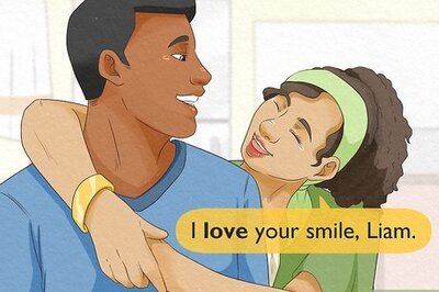 How to Compliment a Guy's Smile