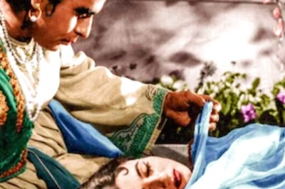 61 Years of Mughal-e-Azam: Dilip Kumar, Madhubala Were Not Even 'Greeting Other' While Shooting Iconic Romantic Scene