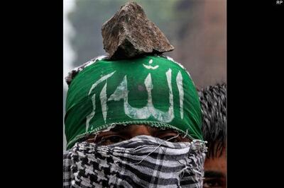 Violent protests in Srinagar, five injured