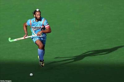 Sardar Singh bags top price in HIL auction