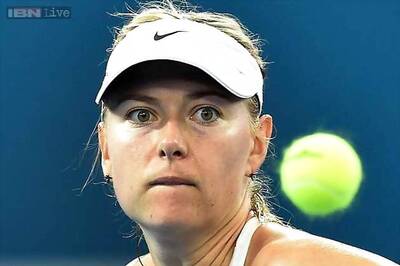 Sharapova, Ivanovic reach Brisbane final