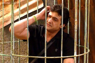 Bigg Boss 7: I took the punishment for you, Armaan tells Tanisha