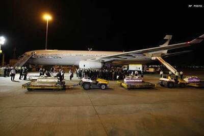 Gunmen shot 4, including 2 cops in Philippines