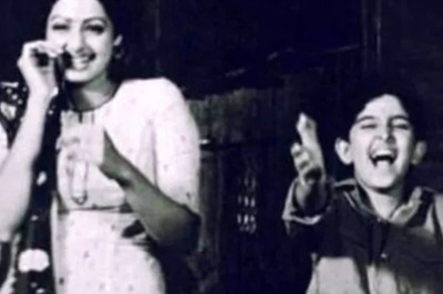 Identify This Actor With Sridevi, He Is Now A Famous Star Of Bollywood