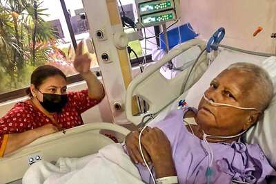 Lalu Likely to Reach Patna on Friday After Kidney Transplant