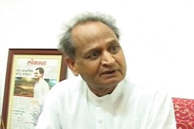 Rajasthan CM buying fake 'Likes' for his Facebook page: BJP