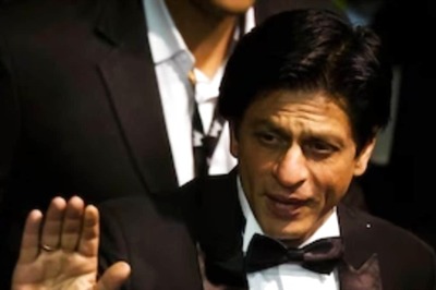 International Bow Day 2023: Learn to Tie a Bow Like Shah Rukh Khan