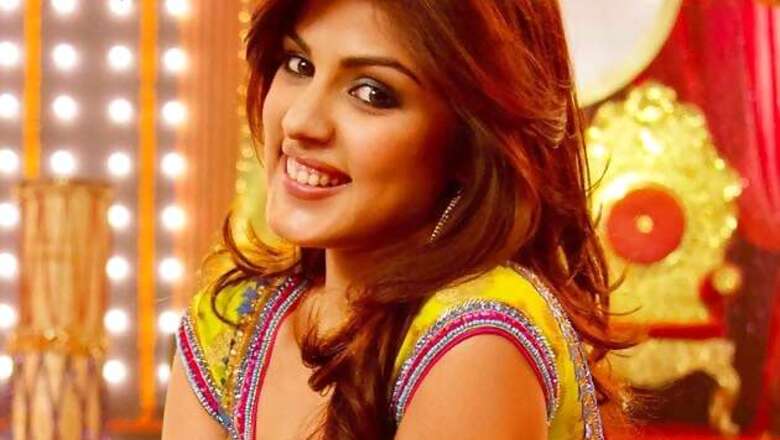 Rhea Chakraborty to endorse online fashion brand
