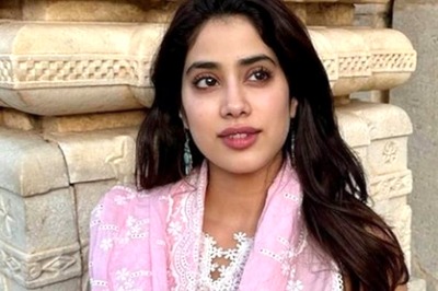 Janhvi Kapoor Says She Is Not Paying People To Take Her In Films, Adds 'Getting Work On Merit'