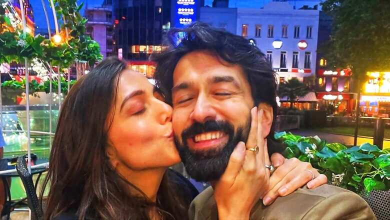 In Pics: Jankee Parekh And Nakuul Mehta Seal London Holiday With A Kiss