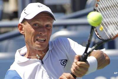 US Open: Davydenko eases into second round