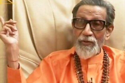 Play Marathi songs on FM channels: Thackeray