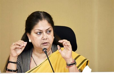Jaitley Calls Rajasthan Debacle a 'Matter of Concern', Dials up Vasundhara Raje for Corrective Measures