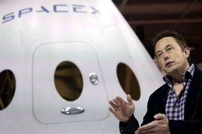 Elon Musk Shakes up SpaceX in Race to Make Satellite Launch Window: Sources