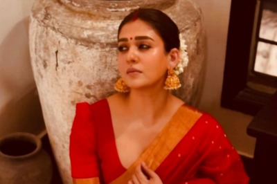 In Pics: Nayanthara Is Navratri-Ready In Traditional Red Saree, Gajra And Sindoor
