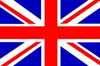 UK judge bans public prayers