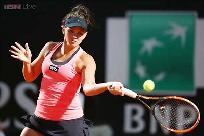 Casey Dellacqua tops Elena Vesnina at Strasbourg International