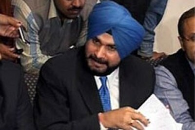 Akal Takht accuses Sidhu of hurting Sikhs sentiments