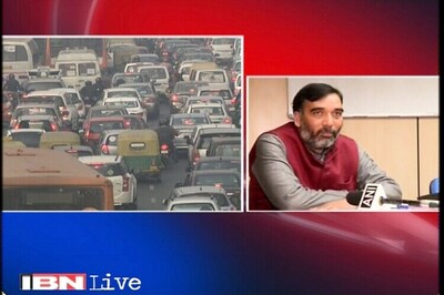 AAP government meets BS Bassi to discuss roadmap of 'odd-even' scheme