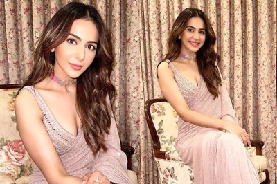 Liquid Blush vs. Powder Blush: Which One to Use?