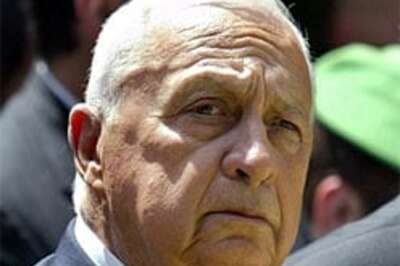 Docs admit lapse in Sharon treatment
