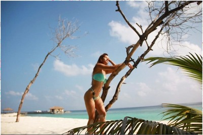 Disha Patani Looks Bewitching in Blue Bikini, See Pic