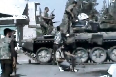 Syria says will use chemical weapons if attacked