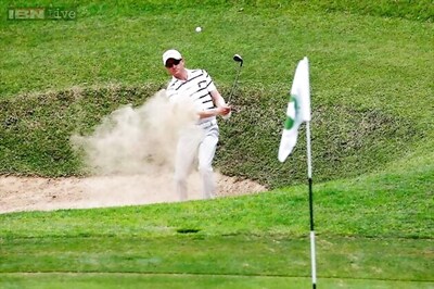 Simon Dyson leads Tshwane Open after play suspended