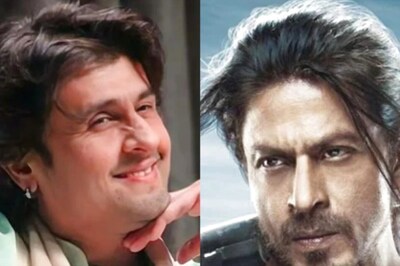 To Boycott Bollywood Trend, Here's How Sonu Nigam Reacted