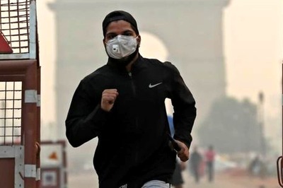 Delhi's Air Quality Poor for 6th Day on Trot, Predicted to Enter Red Zone on Diwali