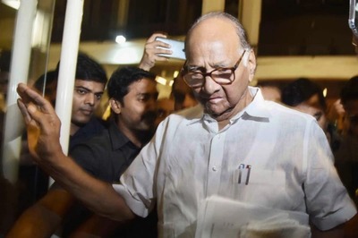 Need to Think of Economic Revival amid Covid-19 Lockdown, Says Sharad Pawar