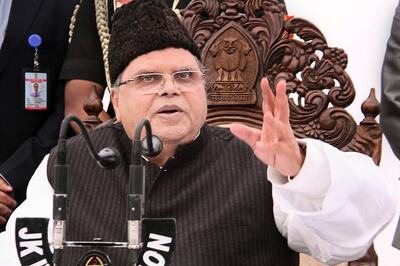 J&K Governor Urges Citizens to Remain Calm as Panic Grips Valley Over Troop Deployment