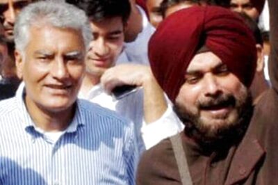 ​Sunil Jakhar's Absence, Sidhu's Blink-and-Miss Show at Event for New PCC Chief Bares Chinks in Punjab Armour