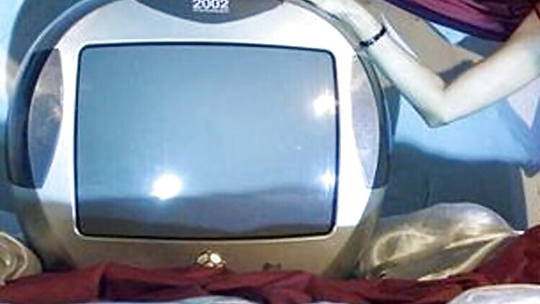 11-year-old boy mimics hanging in TV serial, loses life