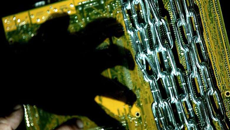 Pakistani Hackers Deface, IIT-Delhi, DU and AMU Websites