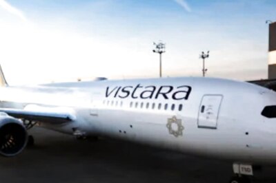 Vistara's Maiden Flight From Pune to Singapore Flagged Off