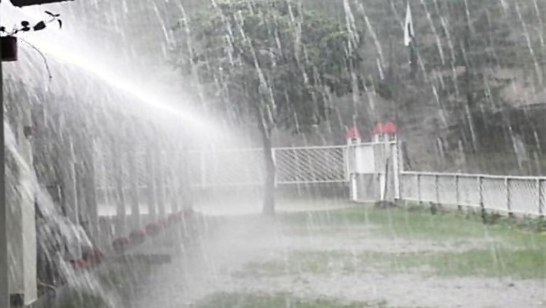 Mumbaikars reel under heavy rains after dry spell