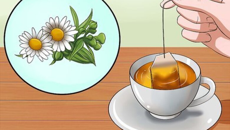 How to Treat Dog Worms With Food and Herbs