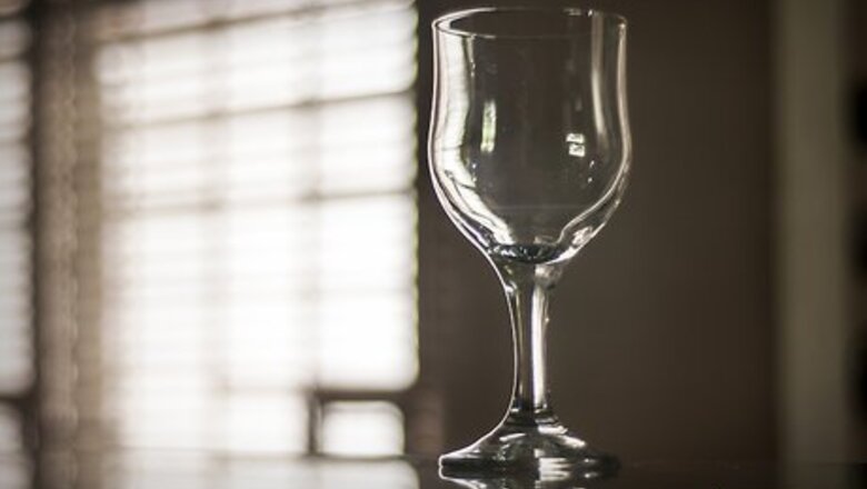 How to Take Photographs of Glass Objects